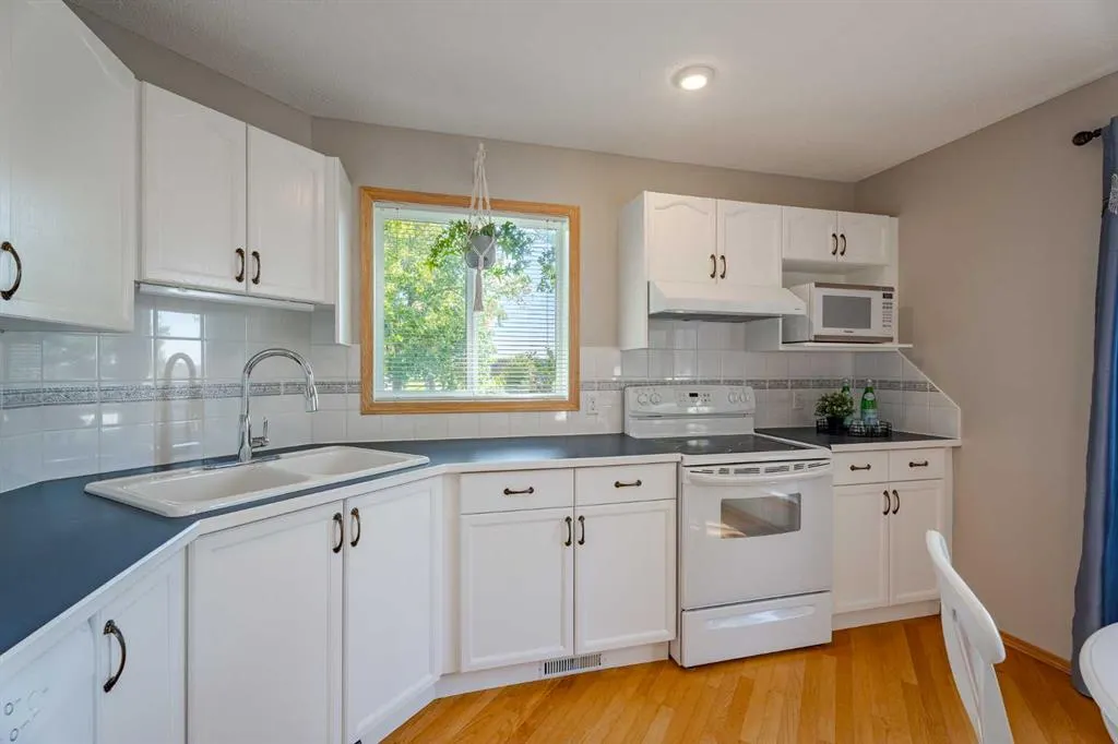 900 Allen Street SE, #16