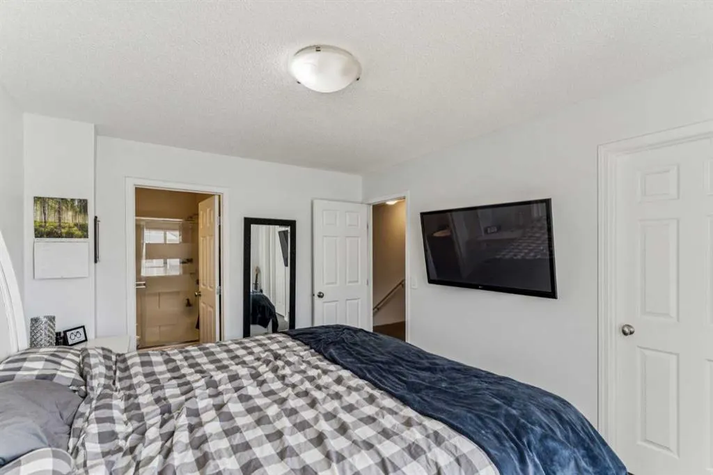 3096 New Brighton Gardens SE
