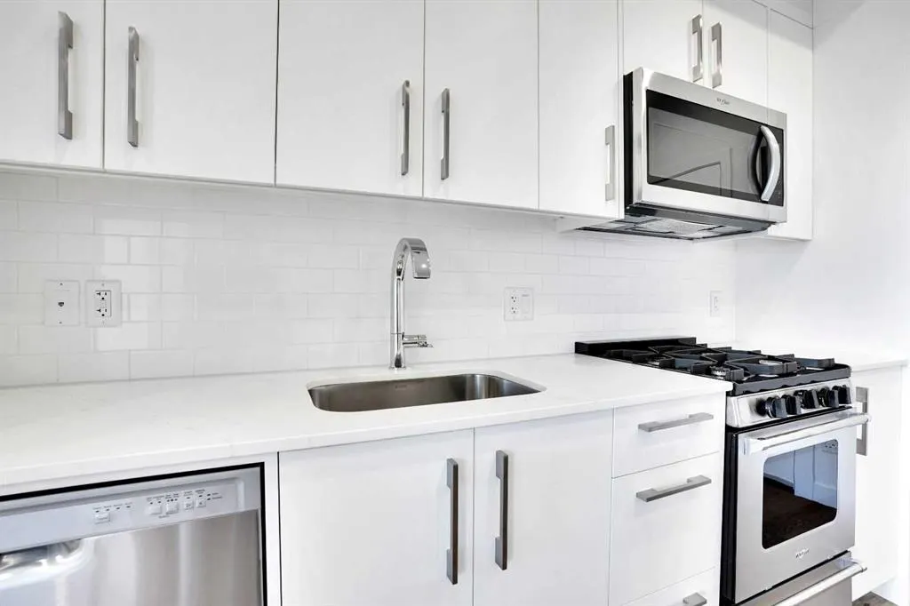110 18A Street NW, #744