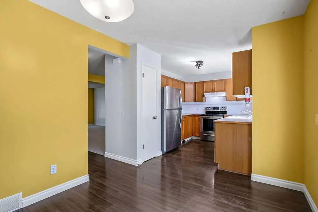 214 Mt Lorette Place SE