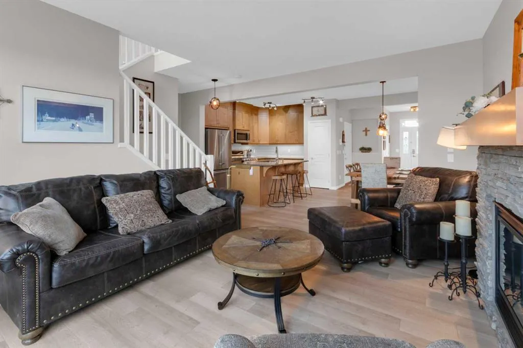 182 River Heights Crescent