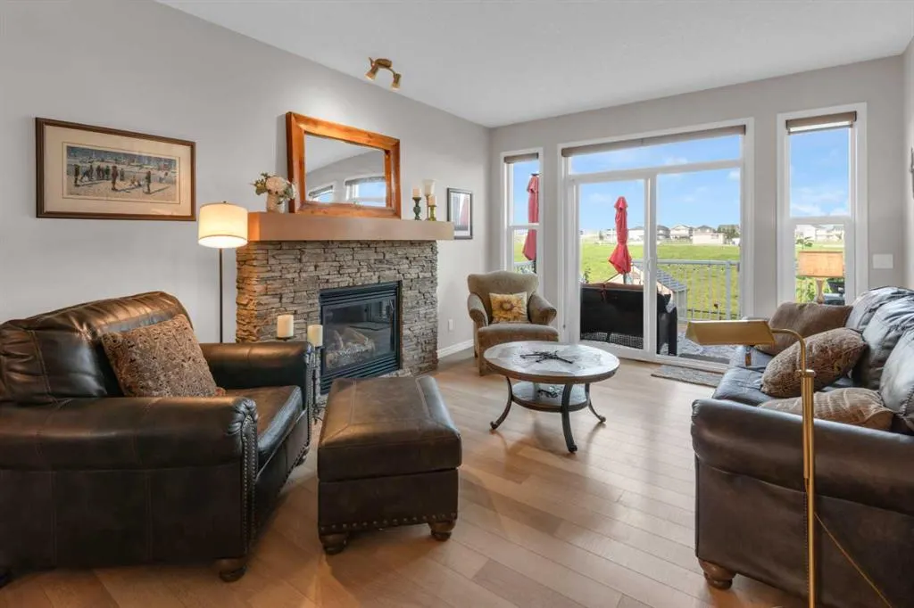 182 River Heights Crescent