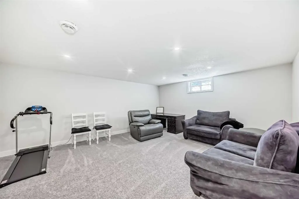 19 Templeridge Place NE