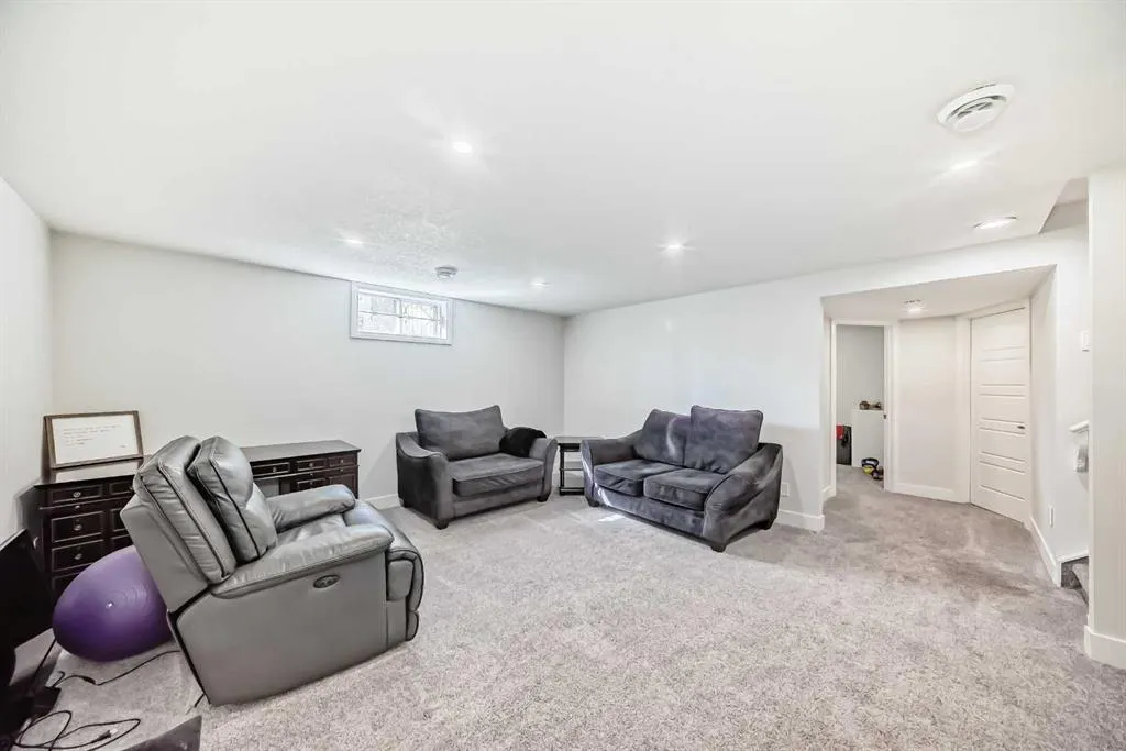 19 Templeridge Place NE