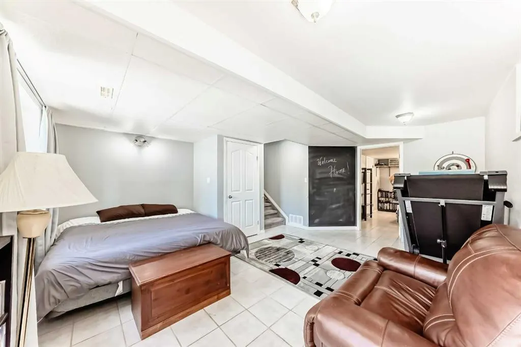 283 Highland Circle