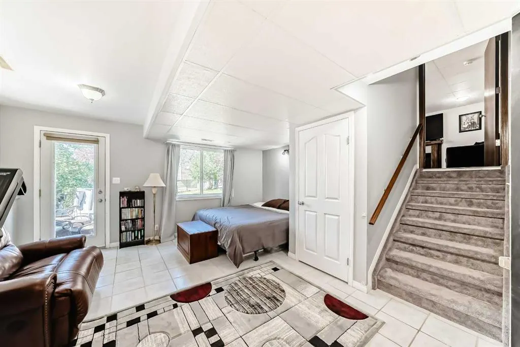 283 Highland Circle