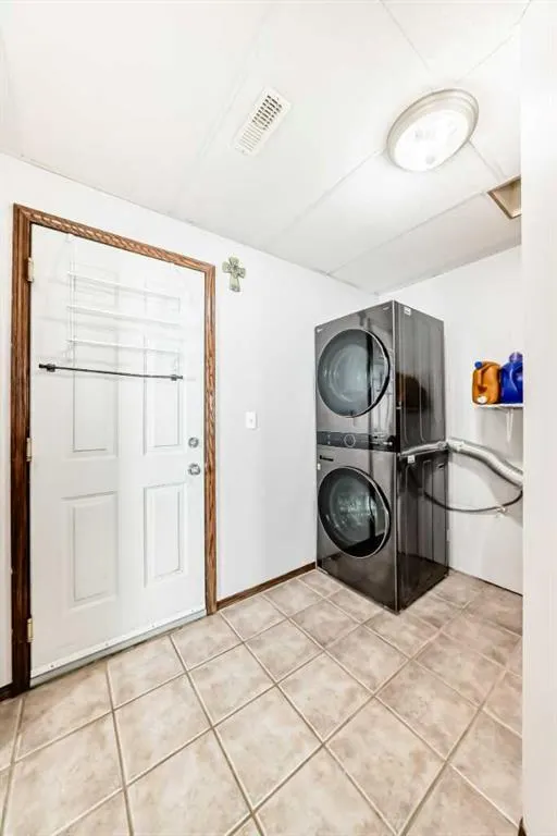 283 Highland Circle