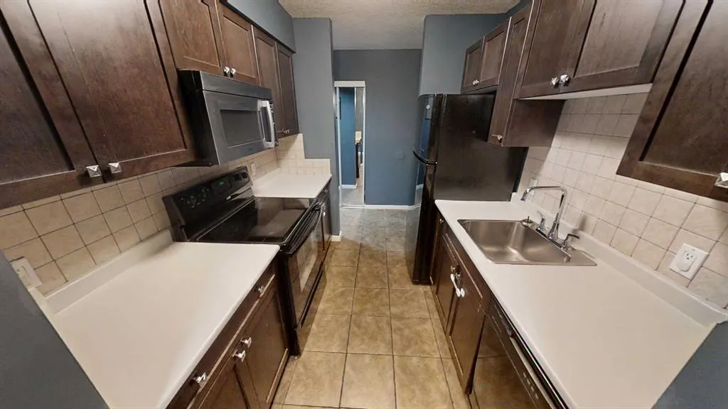 3910 23 Avenue S, #107