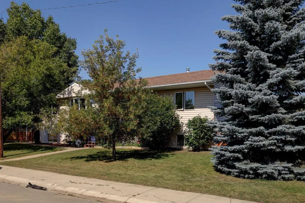 426 9 Street