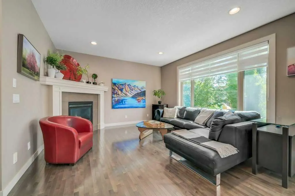 164 Tuscany Glen Park NW