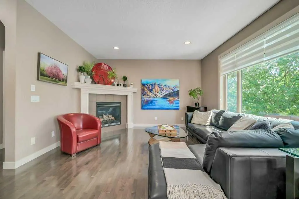 164 Tuscany Glen Park NW