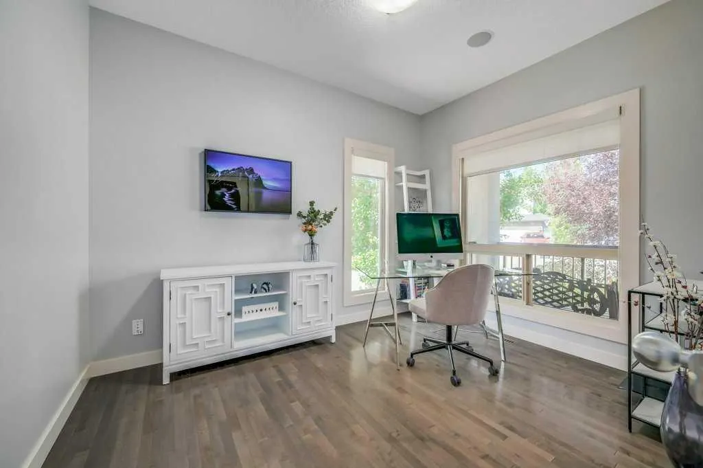164 Tuscany Glen Park NW