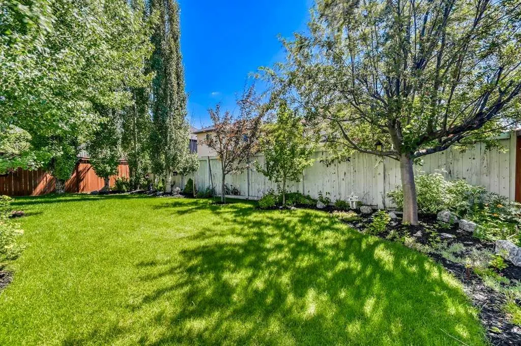 164 Tuscany Glen Park NW