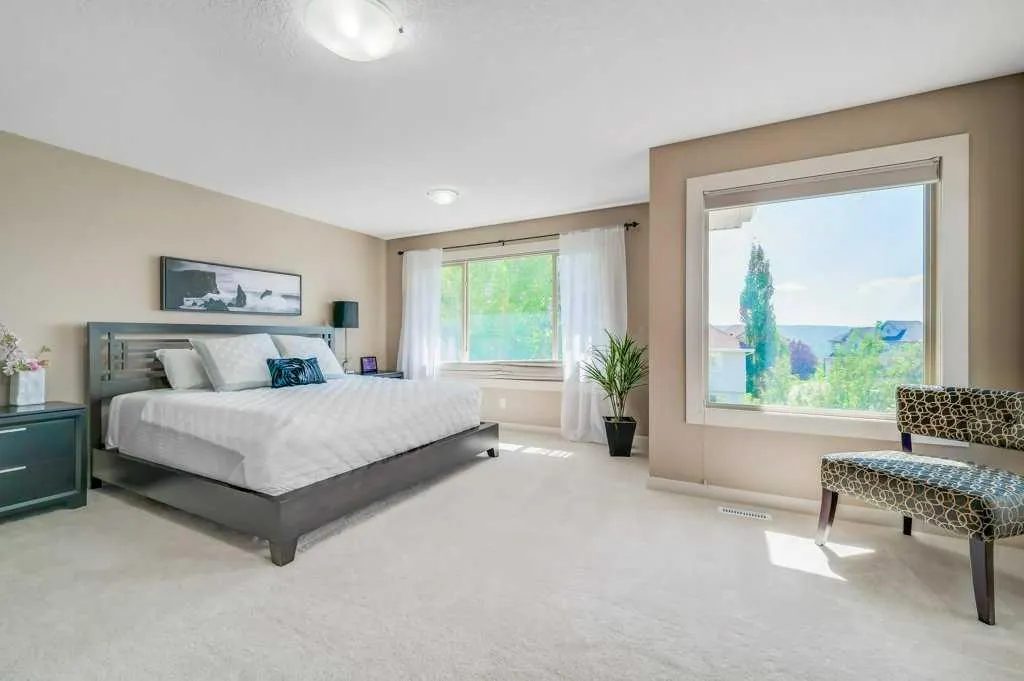 164 Tuscany Glen Park NW
