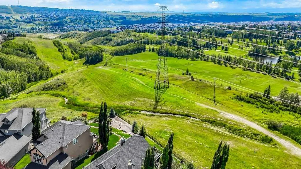 164 Tuscany Glen Park NW