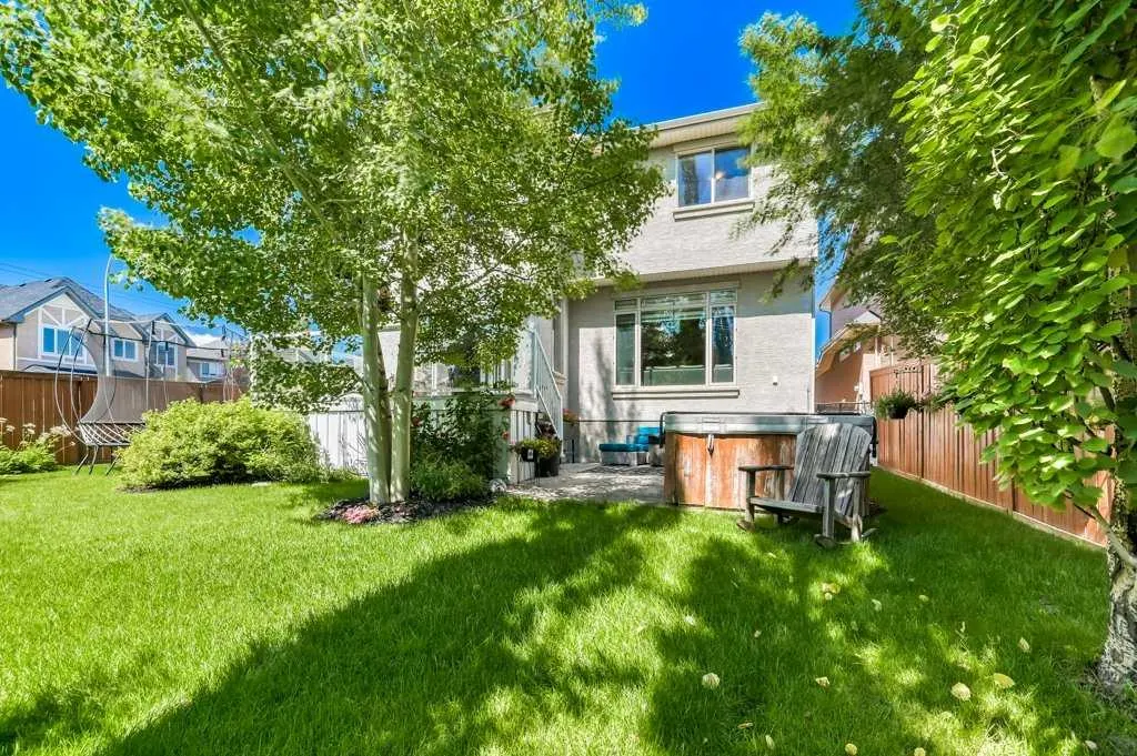164 Tuscany Glen Park NW