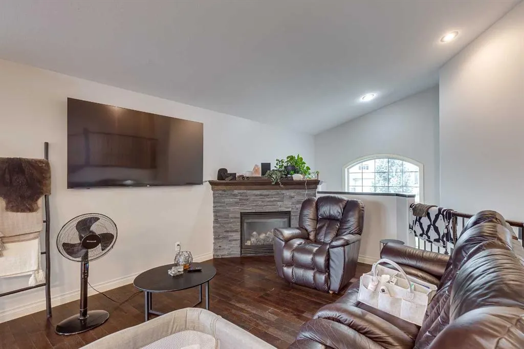 4936 Aspen Lake Boulevard