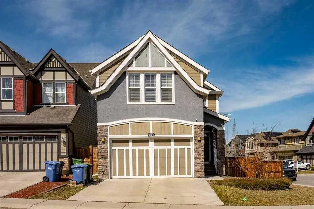 158 Masters Point SE