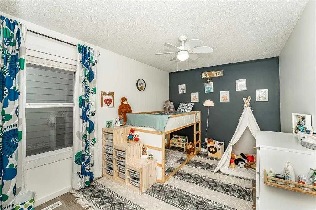 158 Masters Point SE