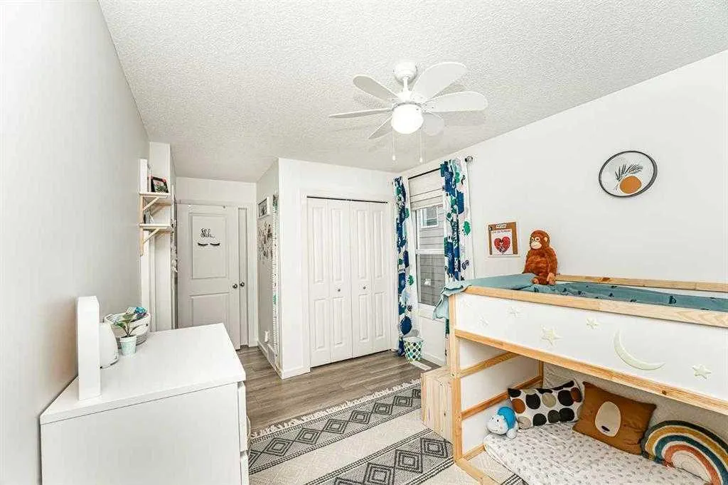 158 Masters Point SE