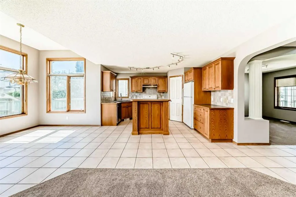 19 Westpoint Court SW
