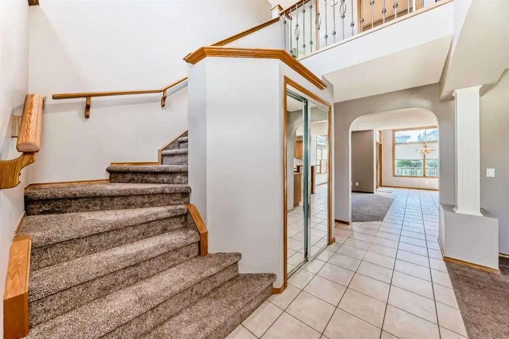 19 Westpoint Court SW