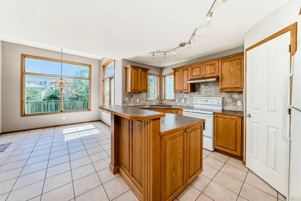 19 Westpoint Court SW