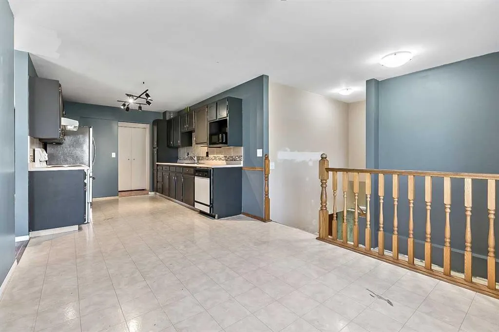 158 Hodson Crescent