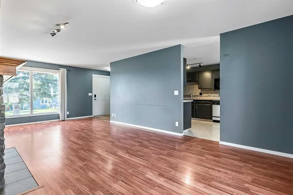 158 Hodson Crescent