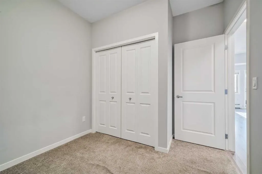 30 Mahogany Mews SE, #411