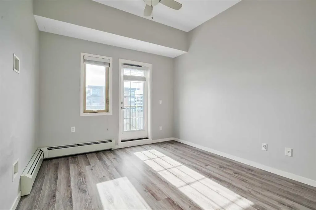 30 Mahogany Mews SE, #411