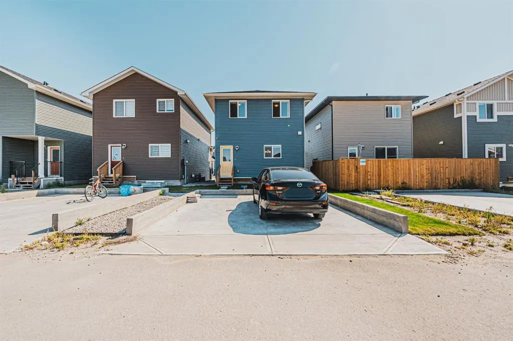 609 Baywater Manor SW