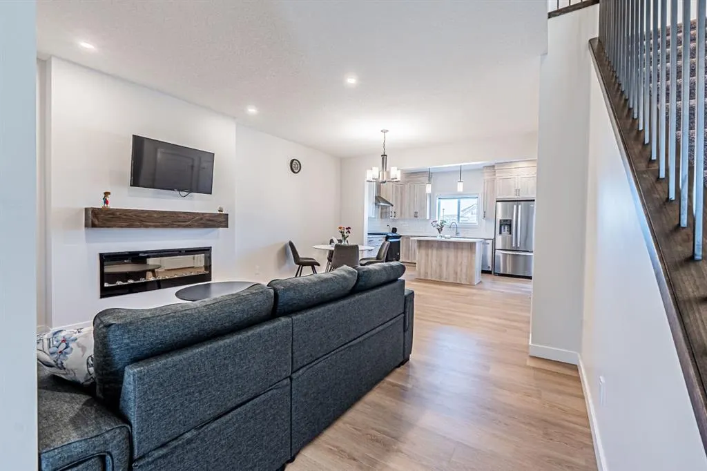 609 Baywater Manor SW