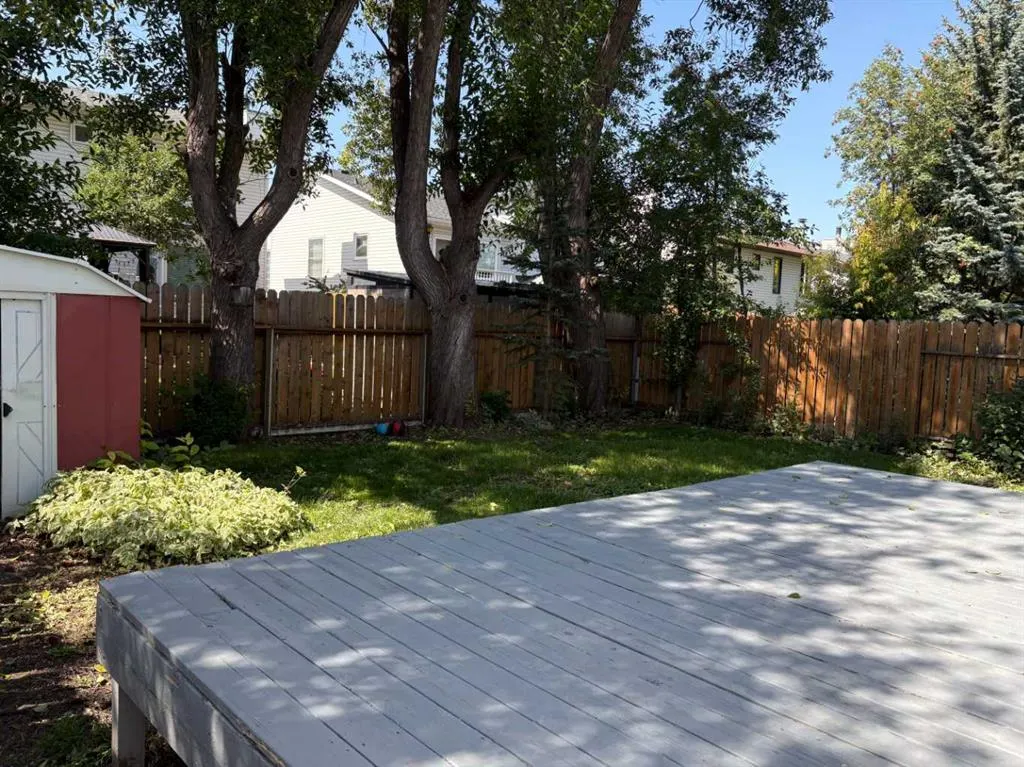 256 Woodstock Place SW