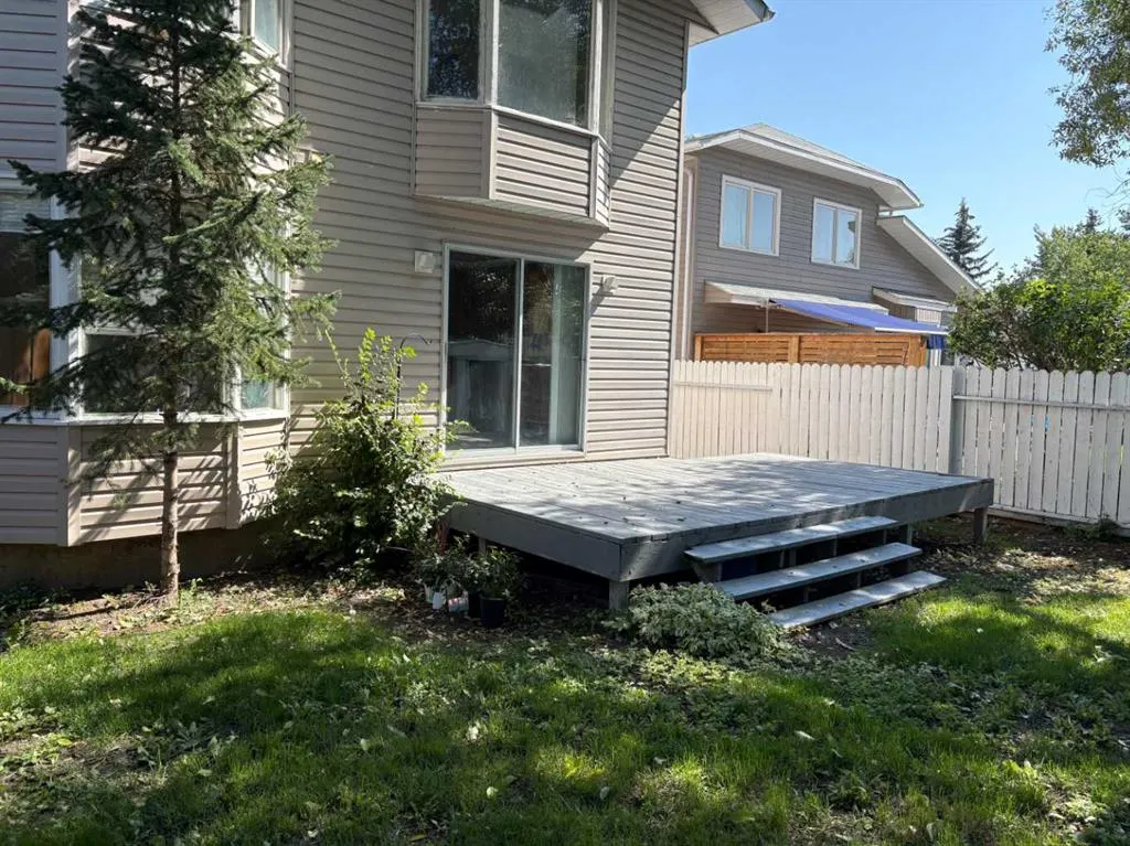 256 Woodstock Place SW