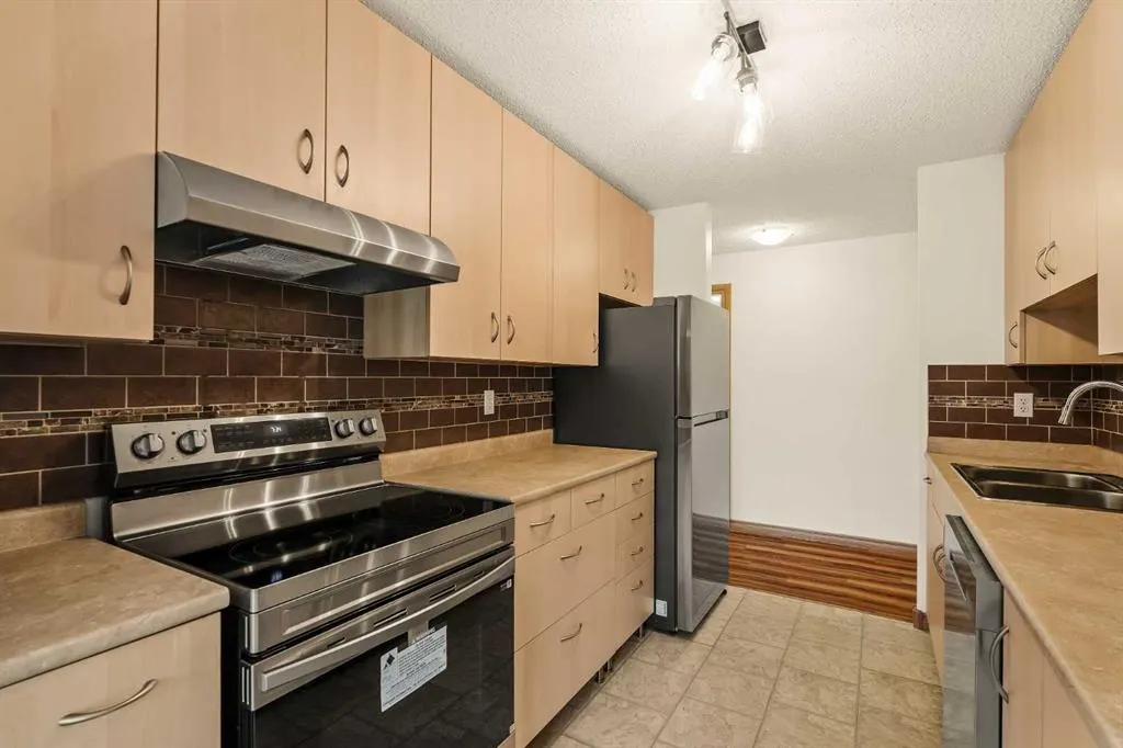 80 Glamis Drive SW, #3302