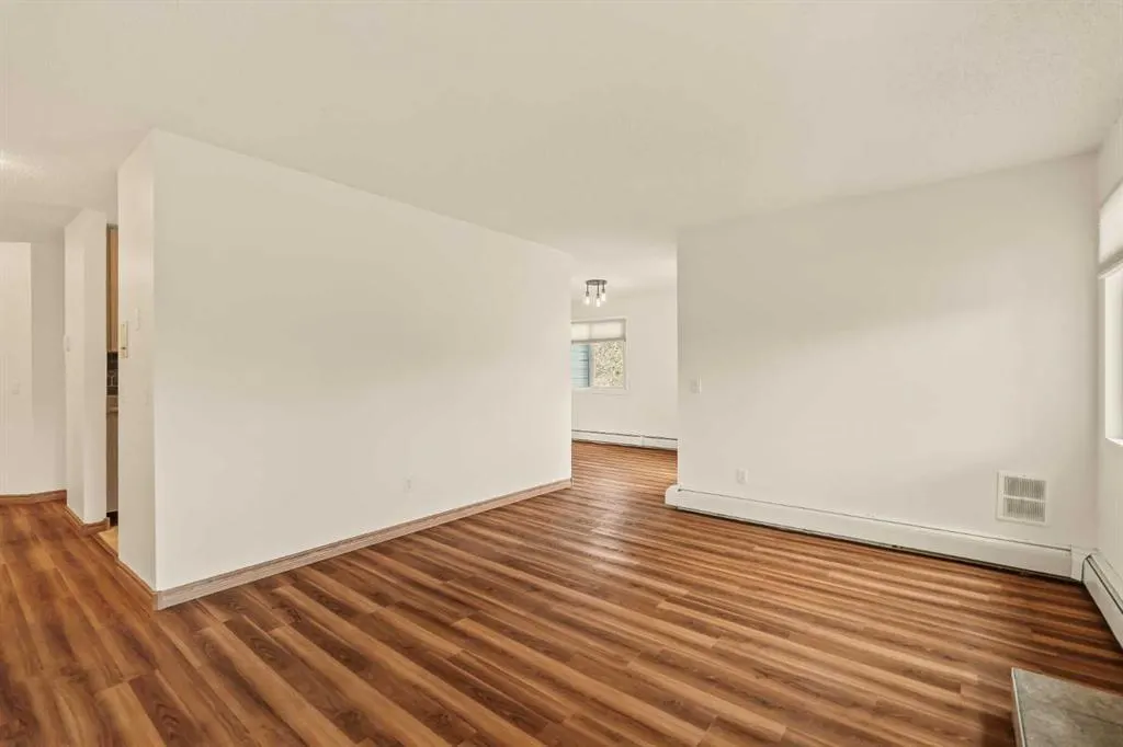 80 Glamis Drive SW, #3302