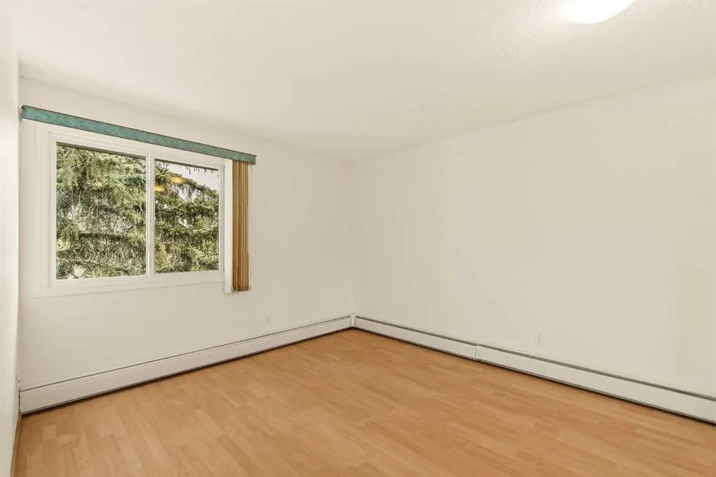 80 Glamis Drive SW, #3302