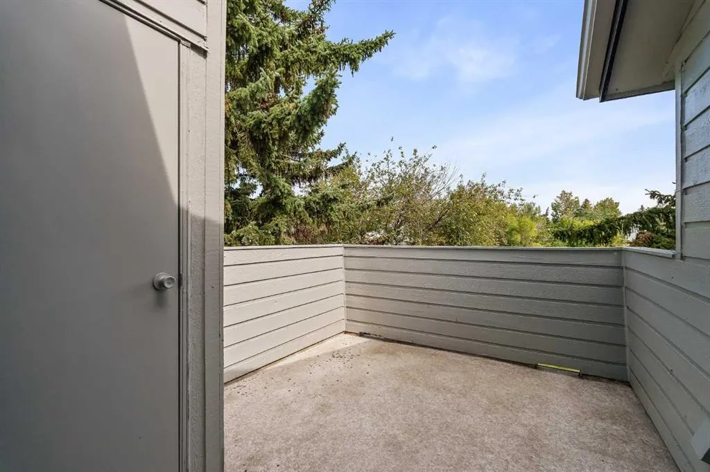80 Glamis Drive SW, #3302