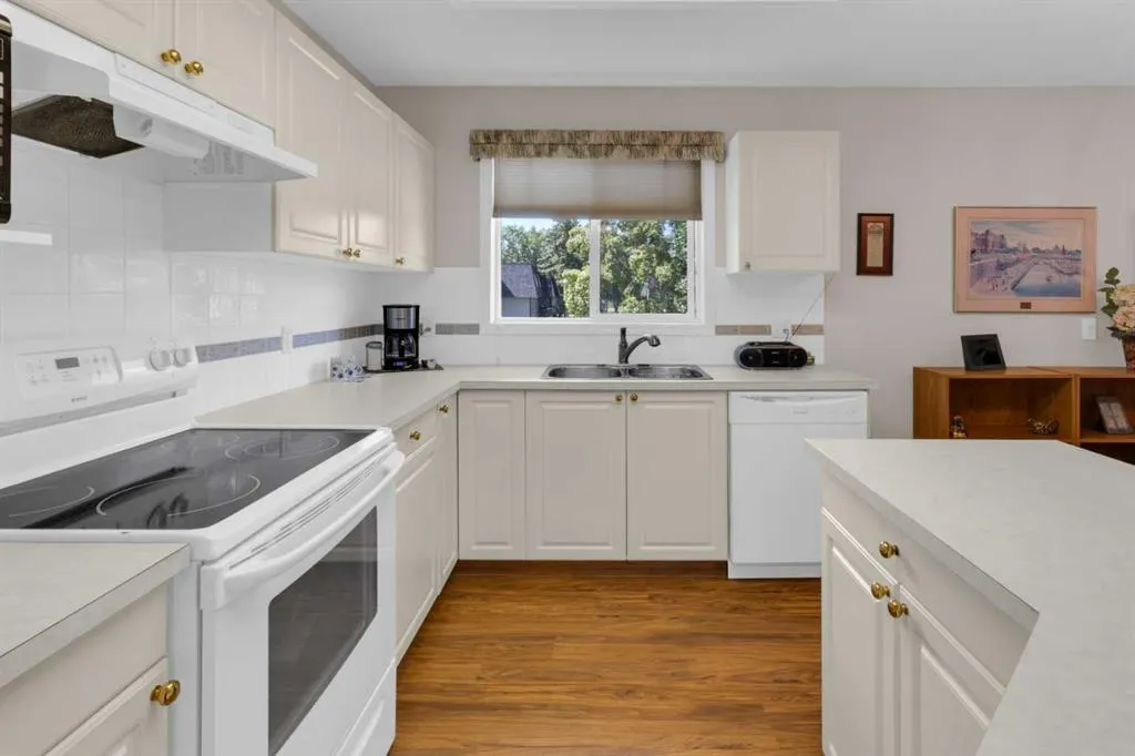 2850 51 Street SW, #203