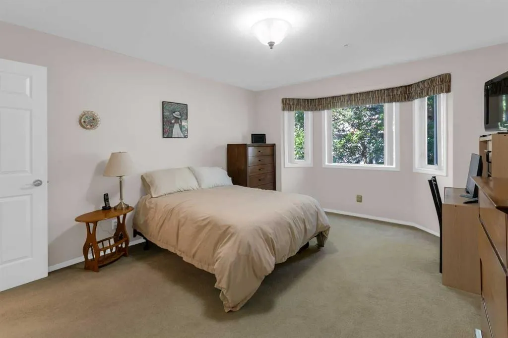 2850 51 Street SW, #203