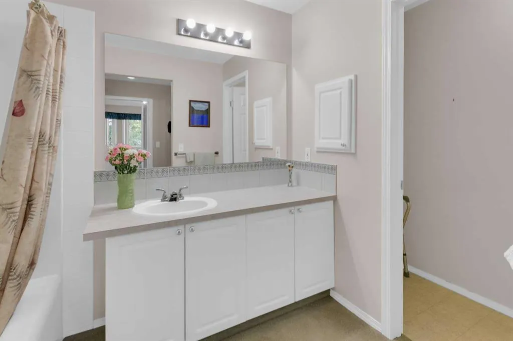 2850 51 Street SW, #203