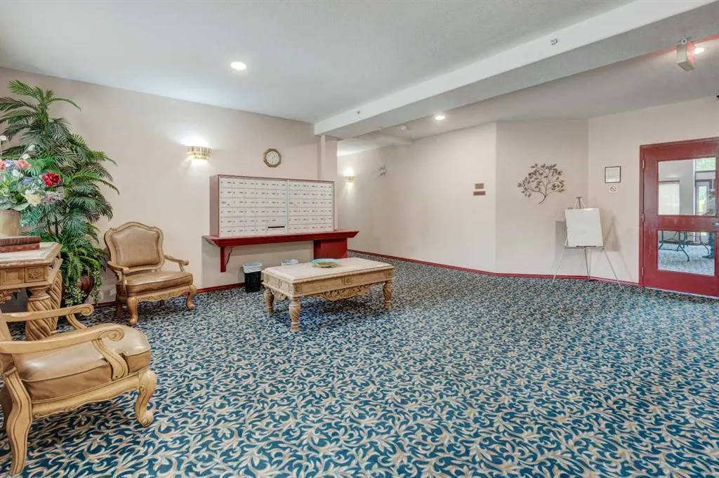 2850 51 Street SW, #203