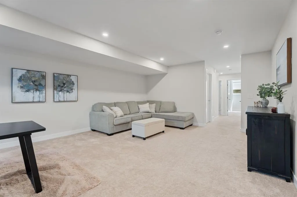 24 D'arcy Boulevard