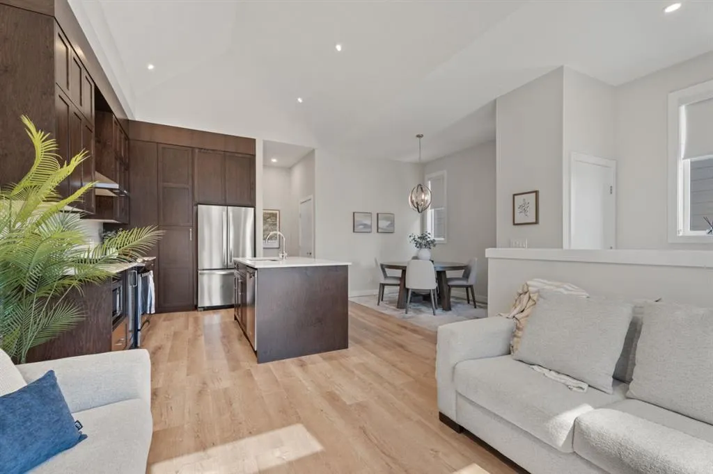 24 D'arcy Boulevard