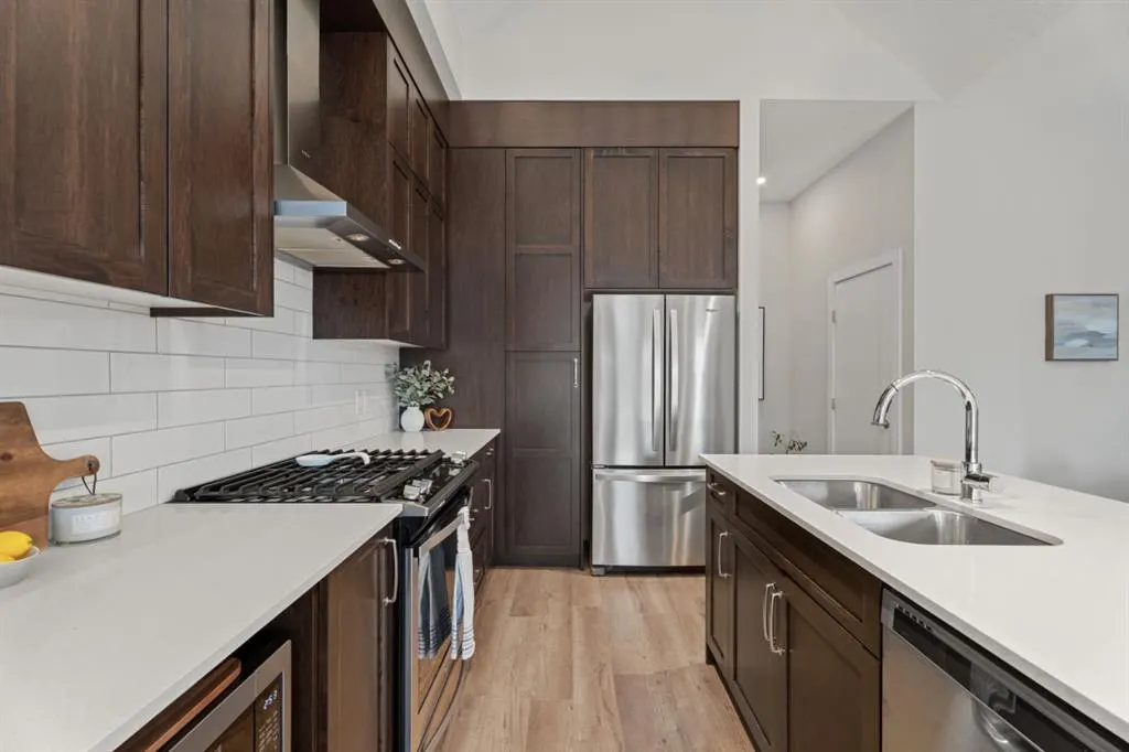 24 D'arcy Boulevard