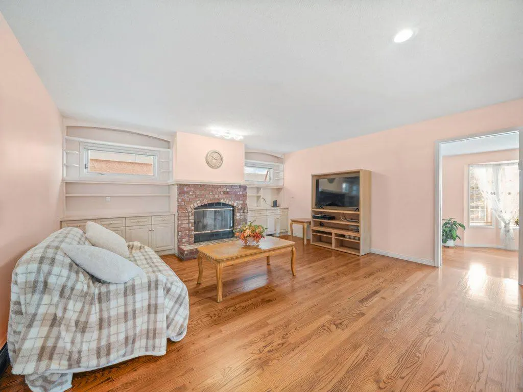91 Woodbrook Road SW
