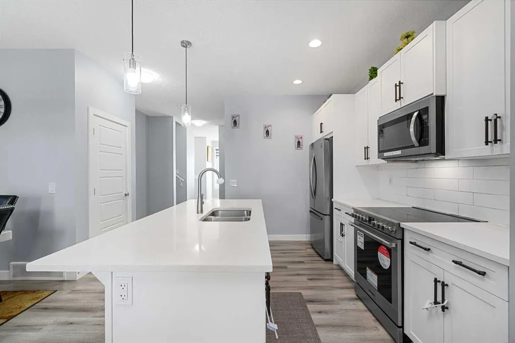 188 Evanston Hill NW