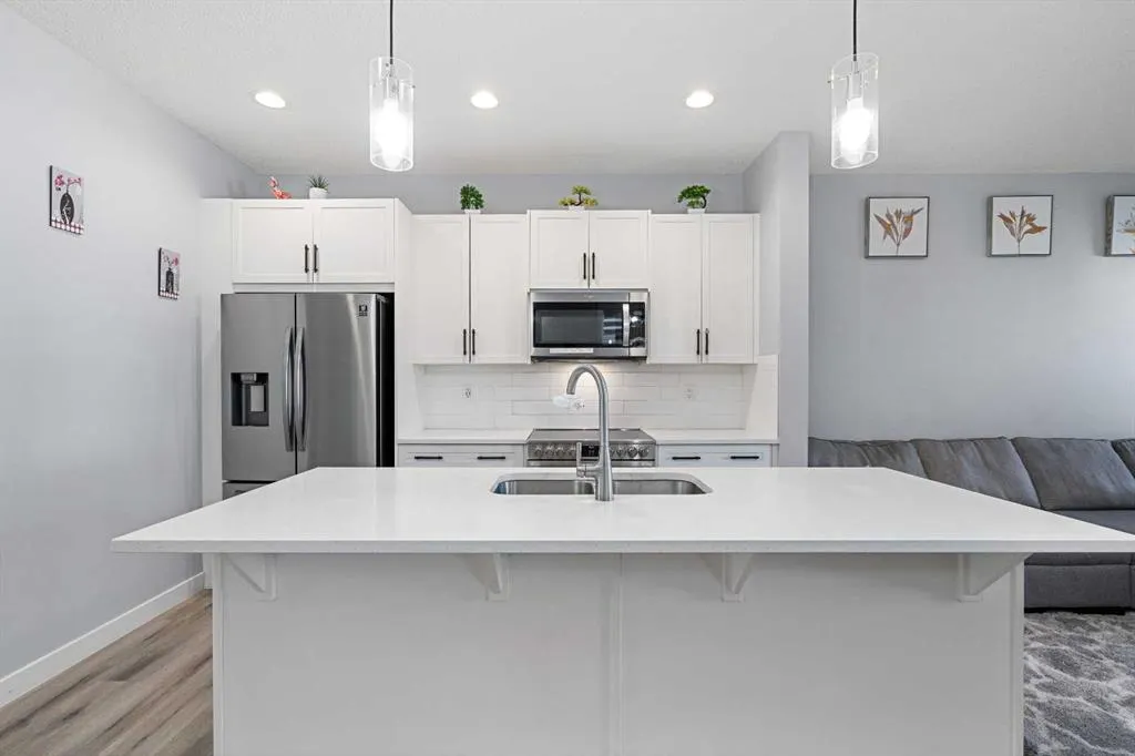188 Evanston Hill NW