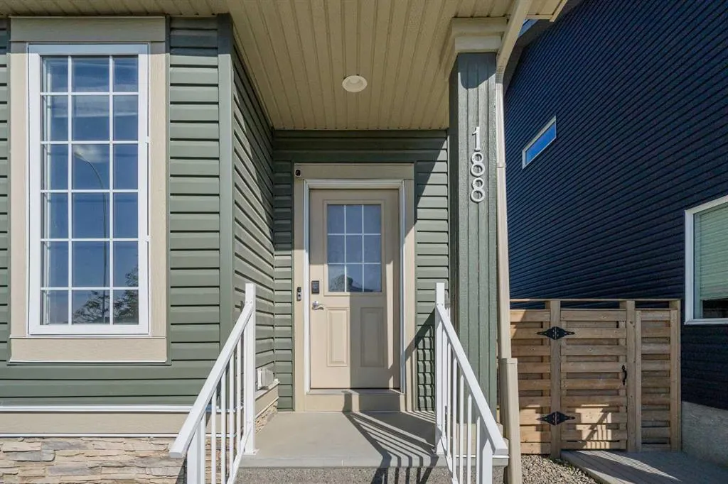 188 Evanston Hill NW